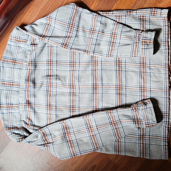 Patagonia Mens Flannel - Picture 3 of 3